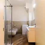 2 Leoni Διαμέρισμα *