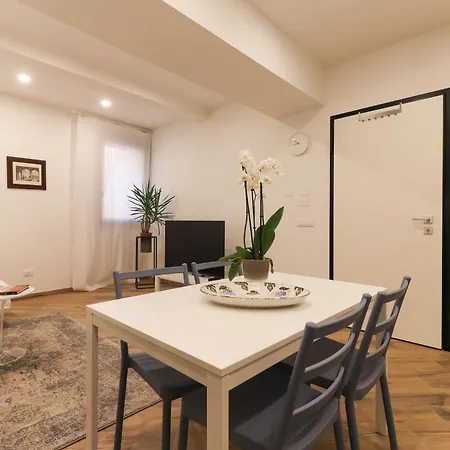 2 Leoni * Cento (Emilia-Romagna)