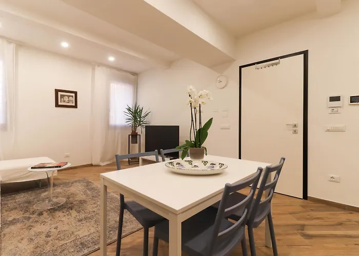 2 Leoni * Cento (Emilia-Romagna)