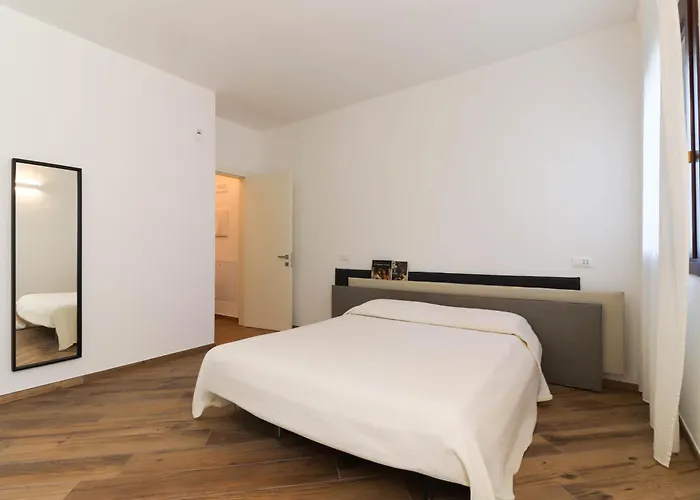 2 Leoni Apartament *