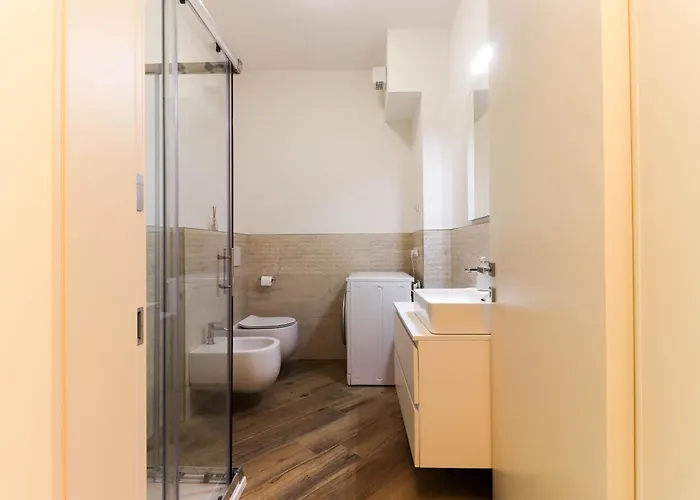 2 Leoni Apartament *