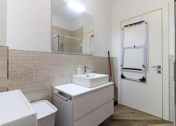 2 Leoni Cento (Emilia-Romagna)